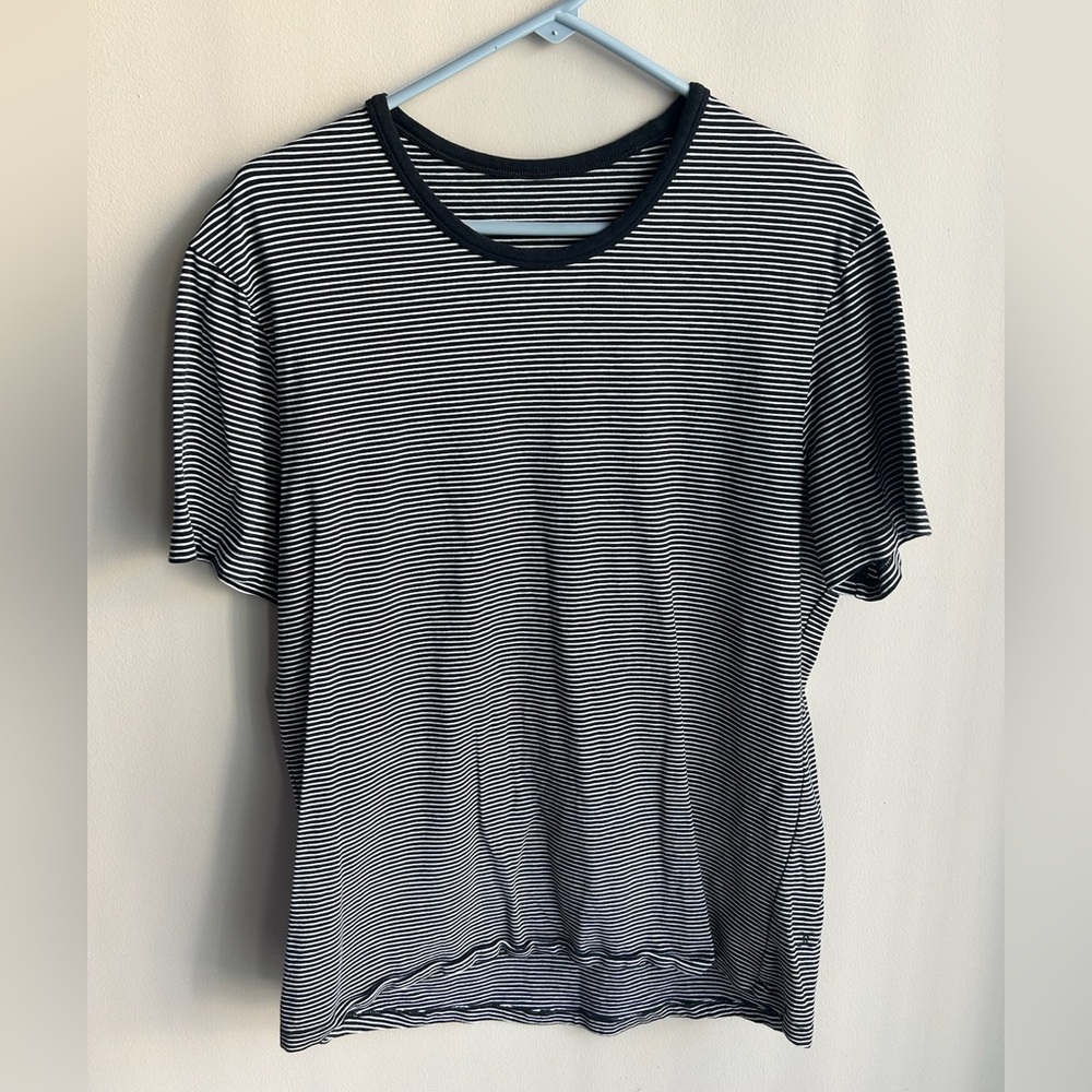 Lululemon Men’s Black and White Striped T-Shirt